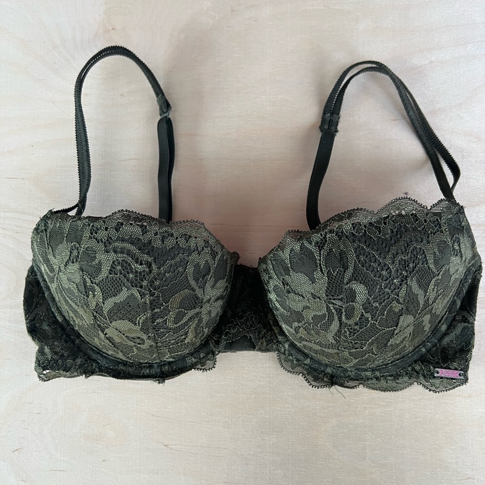 PINK Victoria’s Secret Push up bra